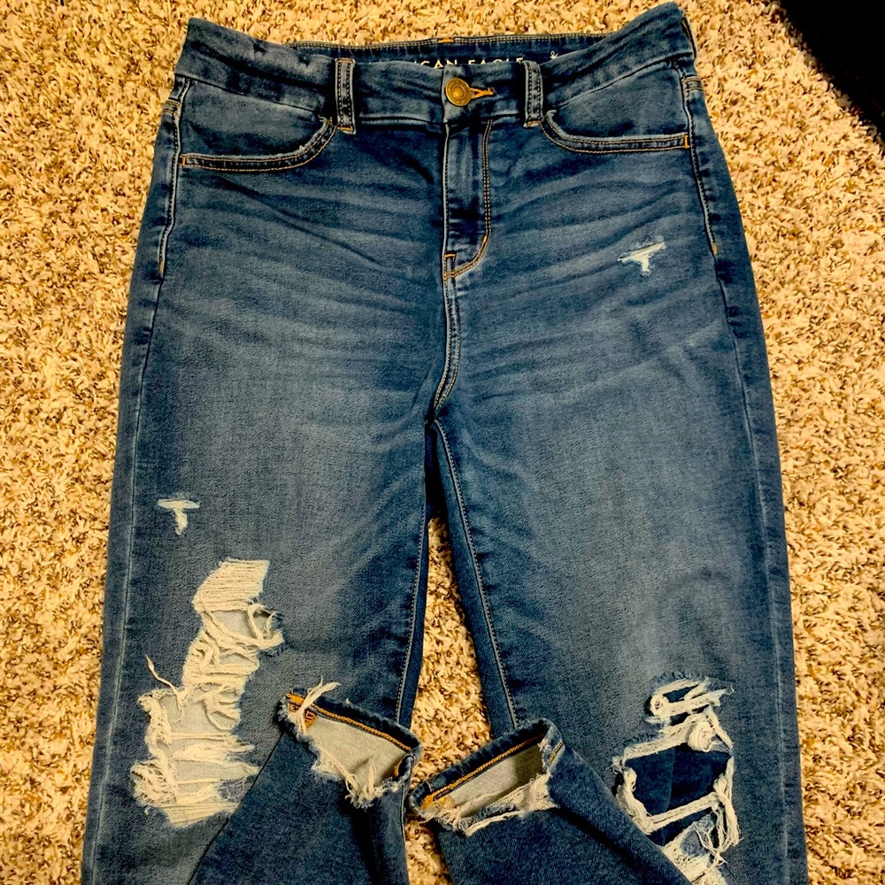 High waisted Ripped jeans {Curvy Fit}